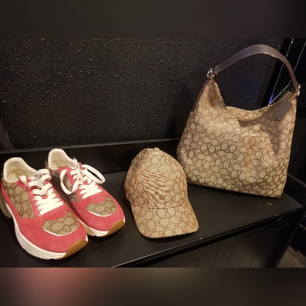 Coach set